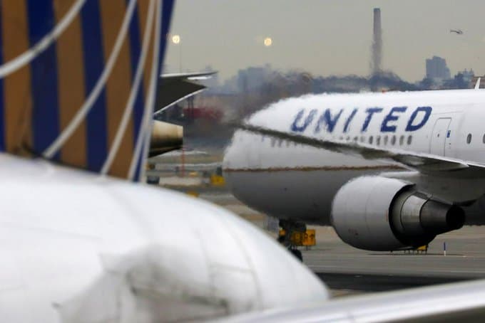 United Airlines koronavirus tufayli katta qarz olishga majbur bo‘ldi