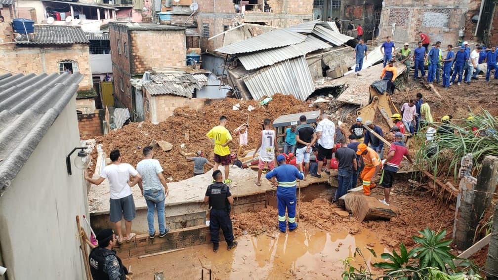 Braziliyada kuchli jala yog‘ishi oqibatida 30 kishi halok bo‘ldi