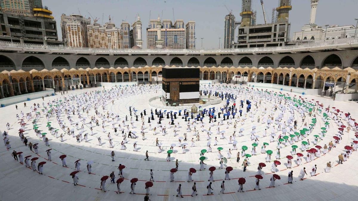 Saudiya Arabistoni 1 noyabrdan boshlab xorij fuqarolarining Umra ziyoratiga ruxsat berdi