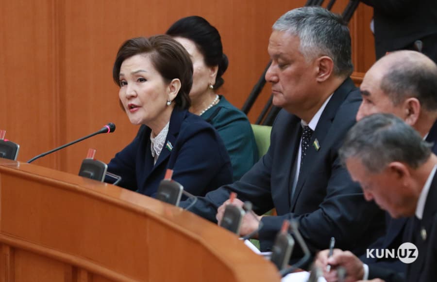 Senator OTM o‘qituvchilari oyligini differensiyalashni taklif qildi