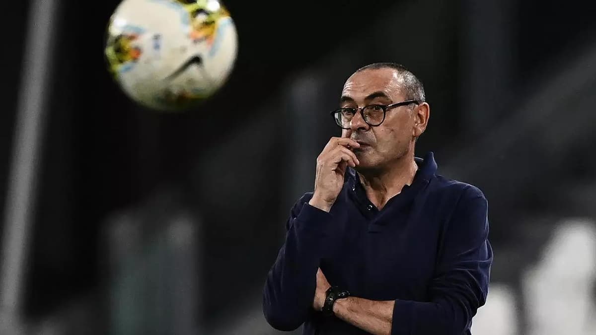 «Yuventus» Mauritsio Sarrini iste'foga chiqardi