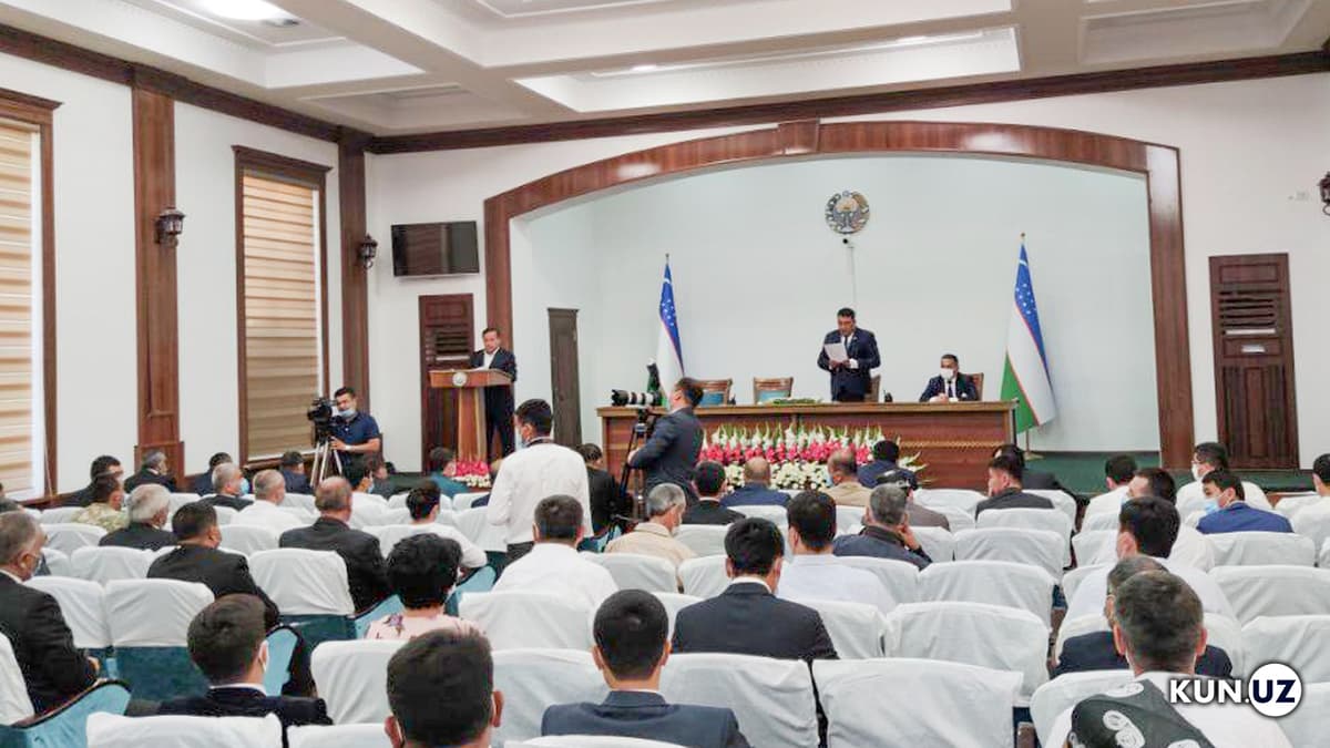 Deputatlarni «xafa qilgan» hokim ishdan ketdi. Bu boshqalarga ibrat va o‘rnak bo‘ladimi?