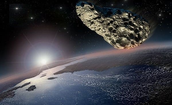 NASA предупредило о приближении к Земле астероида размером с футбольное поле