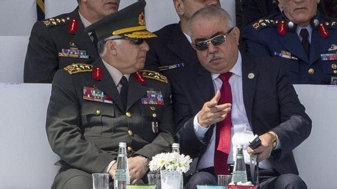 Afg‘oniston qahramoni, etnik o‘zbeklar yetakchisi va endilikda marshal. Abdulrashid Do‘stum kim?
