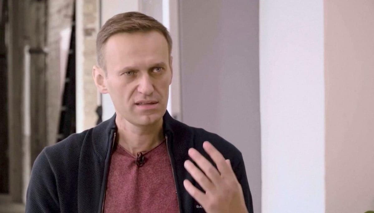 Qanday zaharlangani, Putinning topshirig‘i va omadi kelgani haqida. Navalniy Yuriy Dudga katta intervyu berdi