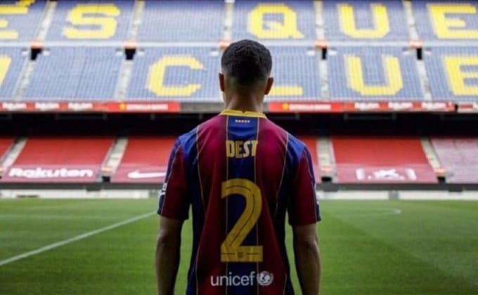 «Barselona» yangi himoyachisi transferini e'lon qildi