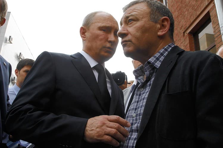 Rossiyalik milliarder o‘zini Putinniki deb aytilayotgan saroy egasi deb e'lon qildi
