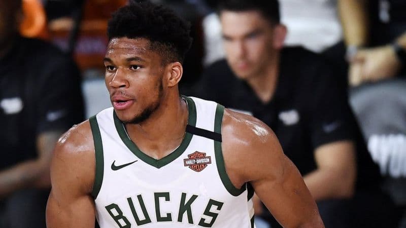 Milliy basketbol uyushmasi tarixida o‘yinchi bilan rekord qiymatdagi shartnoma tuzildi