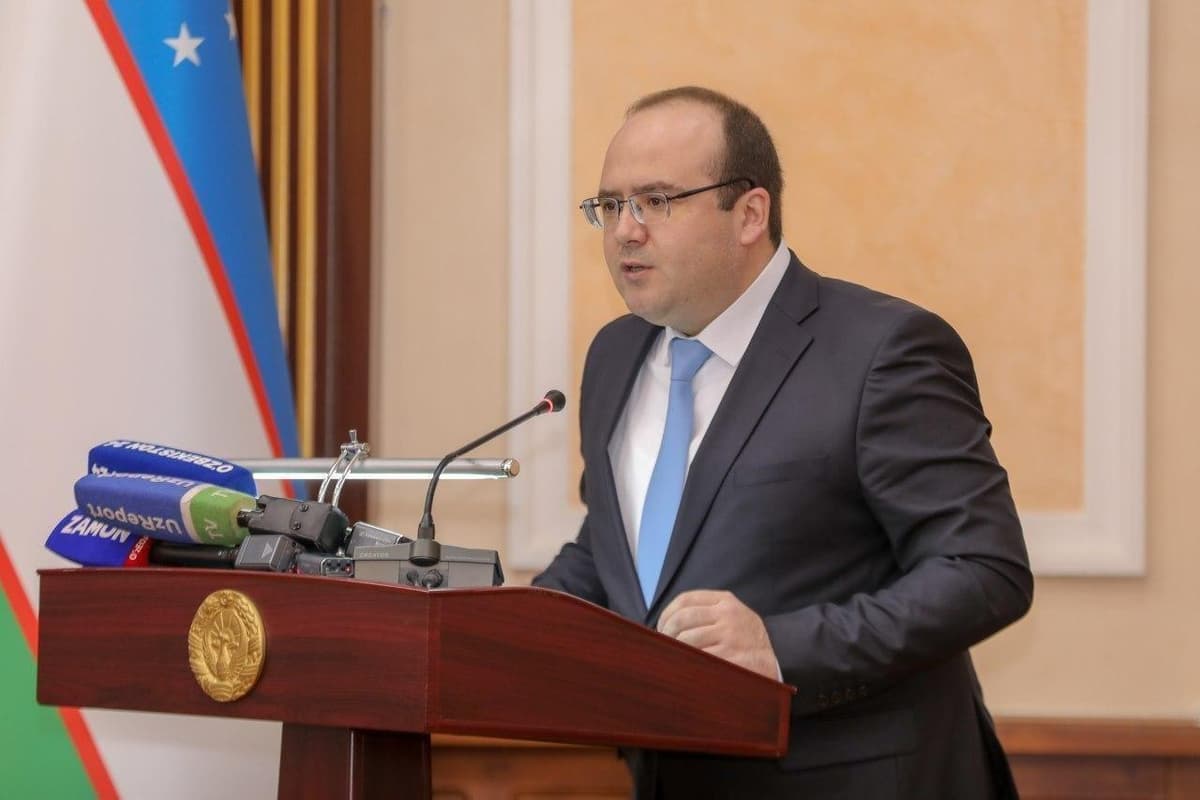 «Bu kasb bayrami so‘nggi yillarda yangicha mazmun kasb etdi». AOKA rahbari jurnalistlar, OAV xodimlari va blogerlarni tabrikladi