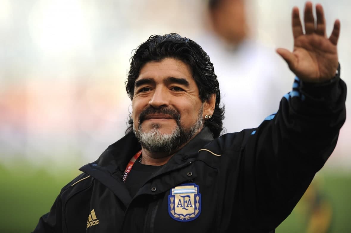 Maradona har oyda 50ta oilaga 2 ming yevrodan pul berib kelgani ma'lum bo‘ldi