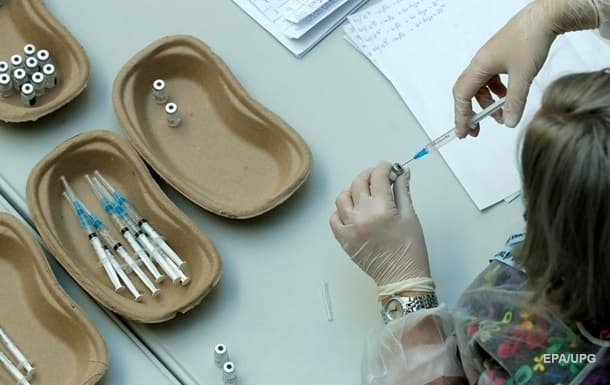 Yevropa Ittifoqida o‘smirlarni koronavirusga qarshi emlashga ruxsat berildi