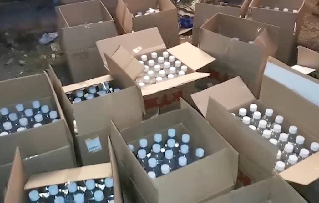 Rossiyaning Orenburg oblastida 30ga yaqin kishi qo‘lbola alkogoldan zaharlanib vafot etdi