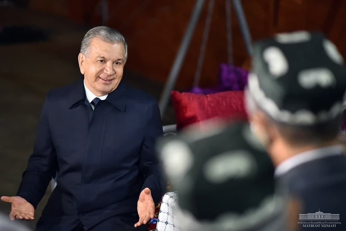«Qanday yoqimli!» - prezident masjiddan yangrayotgan azon haqida