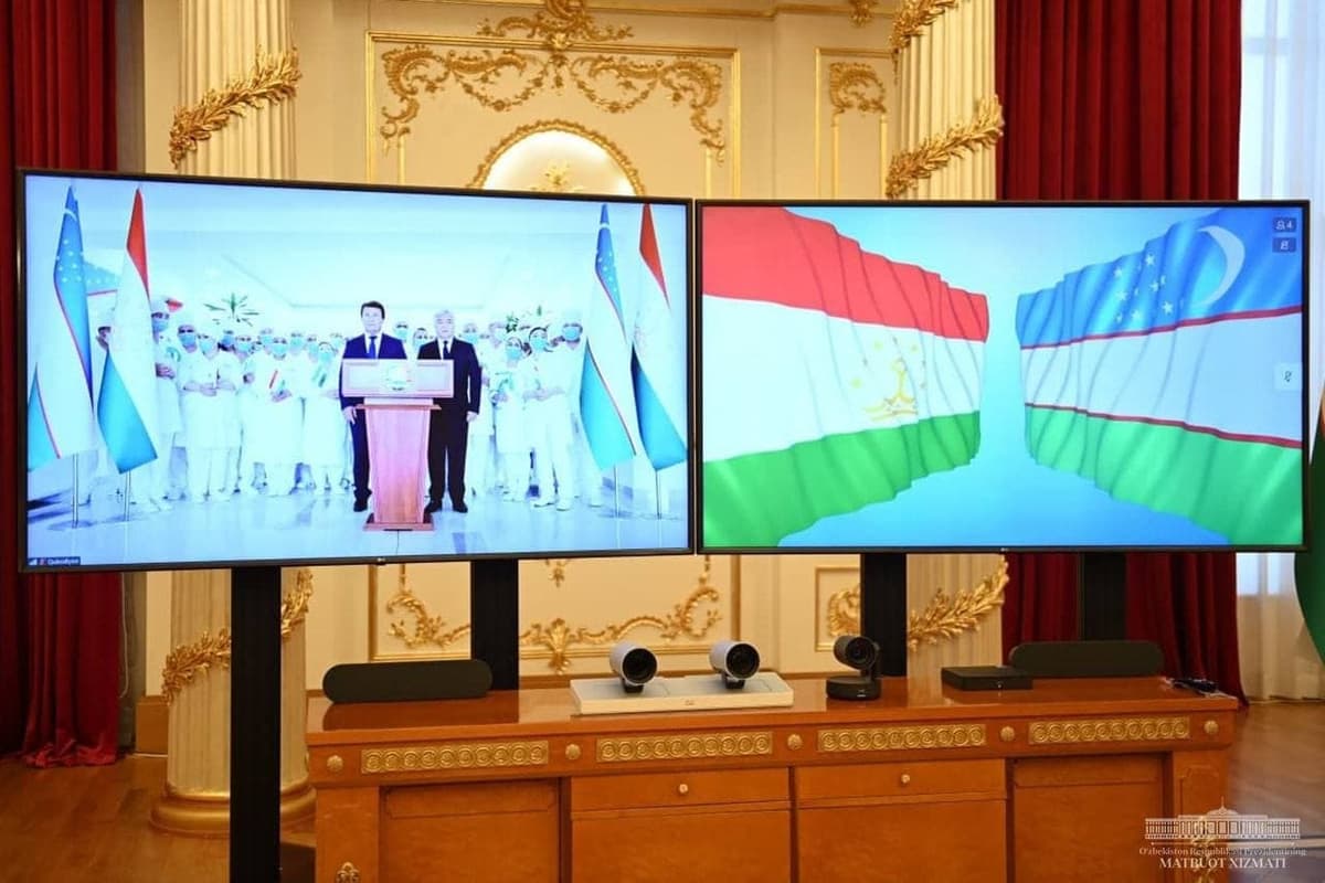 O‘zbekiston Tojikistonga zamonaviy shifoxona qurib berdi. Tojikiston Urgutda maktab ochdi