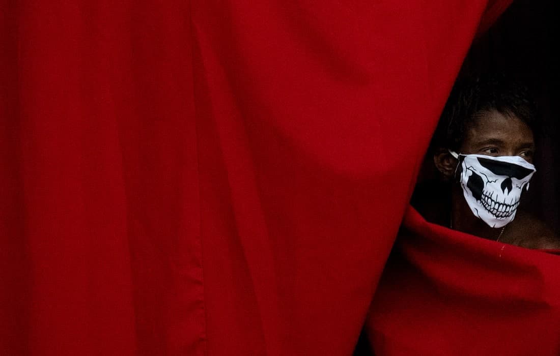 Коронавирус кенг ва тез тарқалишида бадавлат давлатлар айбдормиди?