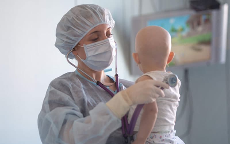Bolalar va OITS: Virus tasodiflarni yaxshi ko‘radi