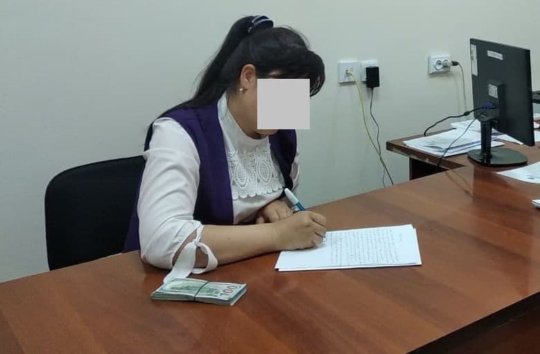 Kitoblik ota farzandlari uchun 6 500 dollar aliment to‘ladi
