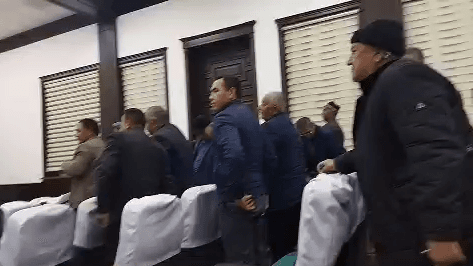 Qashqadaryoda MFY raislari tunda majlisga chaqirilgani aytildi