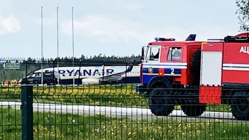 Lukashenkoga muxolifatchi blogerning aldov yo‘li bilan qo‘lga olinishi. Asosiy ma'lumotlar