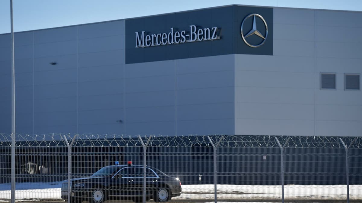 Mercedes 1,3 milliondan ko‘proq mashinasini qaytarib olmoqda