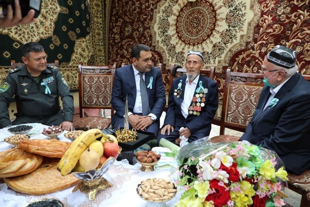 Farg‘onada ikkinchi jahon urushi faxriylariga prezident sovg‘alari topshirildi