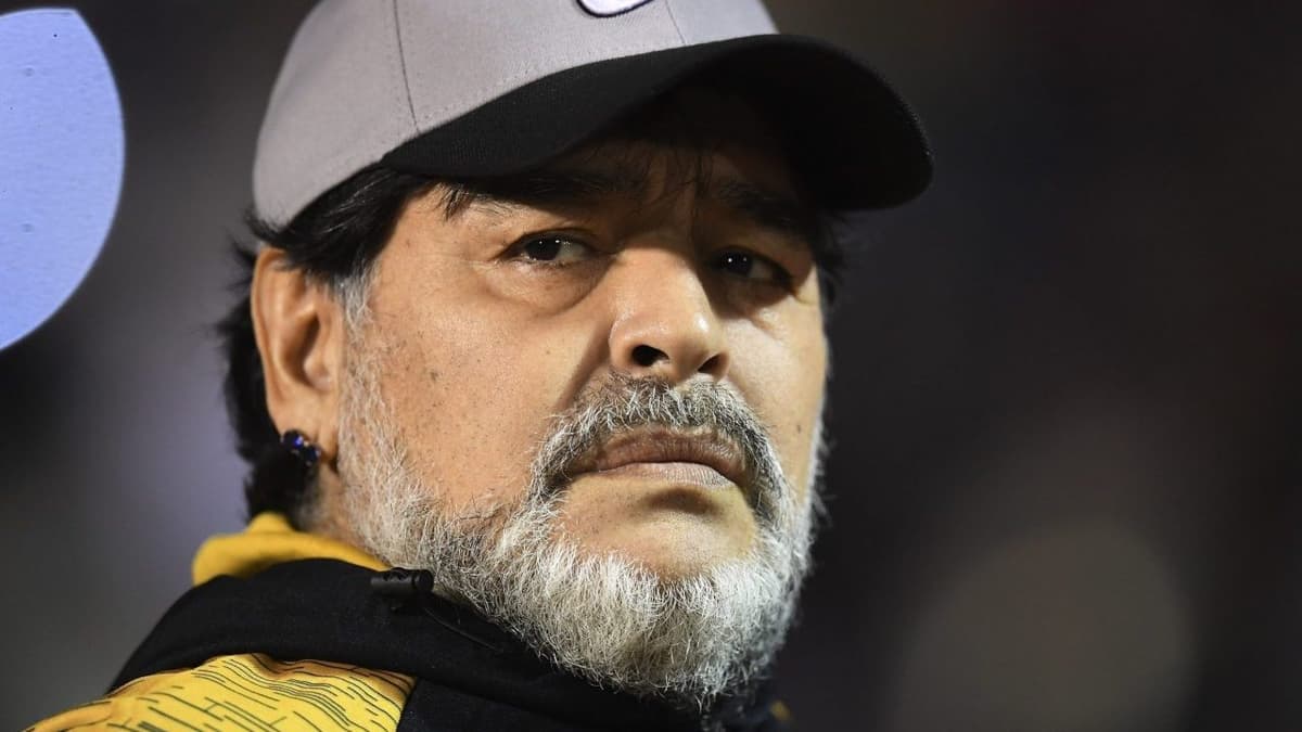 Maradonaning o‘limi bo‘yicha yetti nafar shifokorga ayblov e'lon qilindi