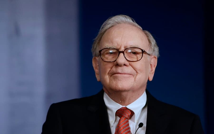 Baffet boyligi 100 milliard dollardan oshgan oltinchi oligarx bo‘ldi