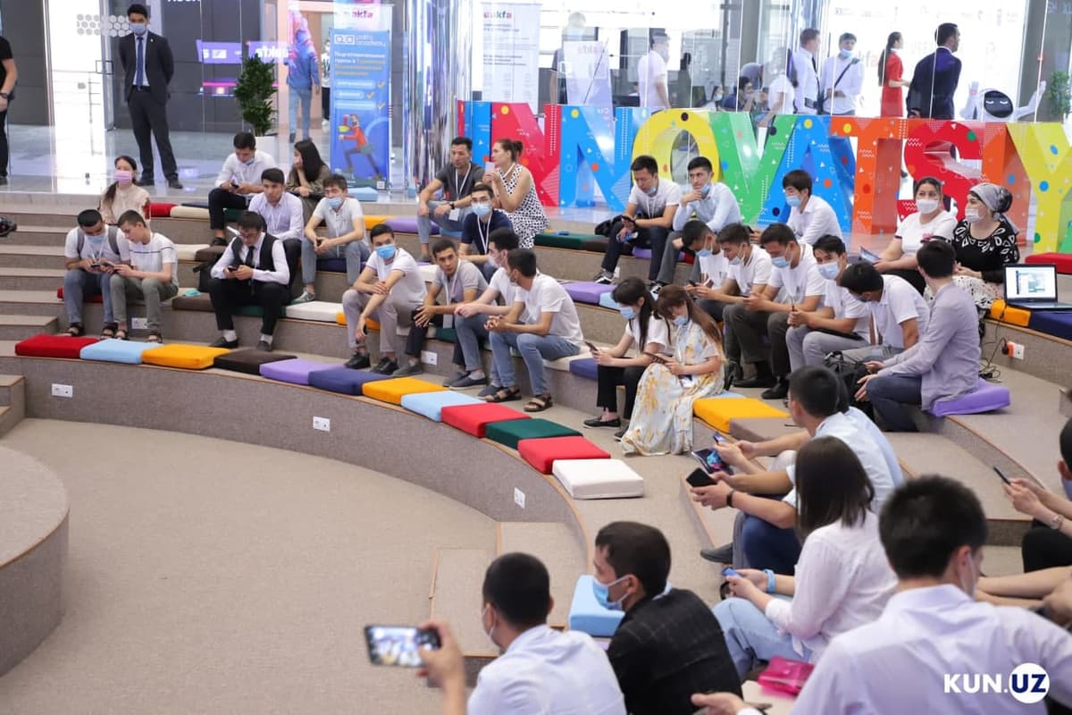 «Urban.Tech Uzbekistan». Yosh dasturchilar hakatonida eng yaxshi loyihalar aniqlandi