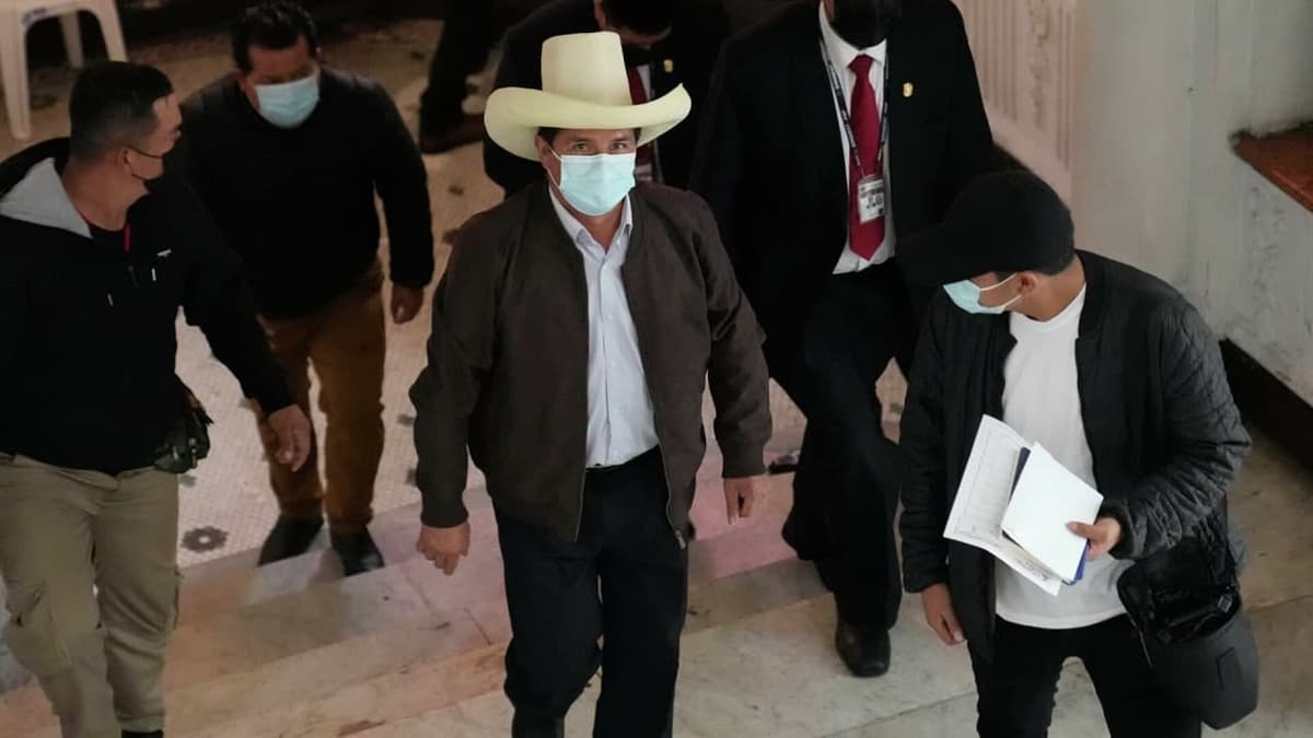 Peruda prezident saylovlari natijalari e'lon qilindi
