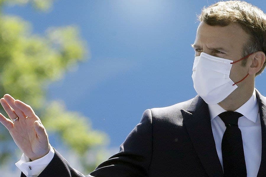 Makronga Fransuz Polineziyasiga safari davomida yangi ism berildi
