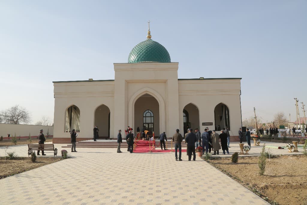 Sardoba suv toshqinida vayron bo‘lgan masjid qayta qurildi