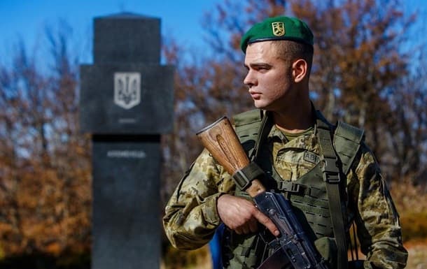 Украина чегара хизмати Россия қўшинлари ҳарбий машғулотлар вақтида чегара яқинида бўлмаганини маълум қилди