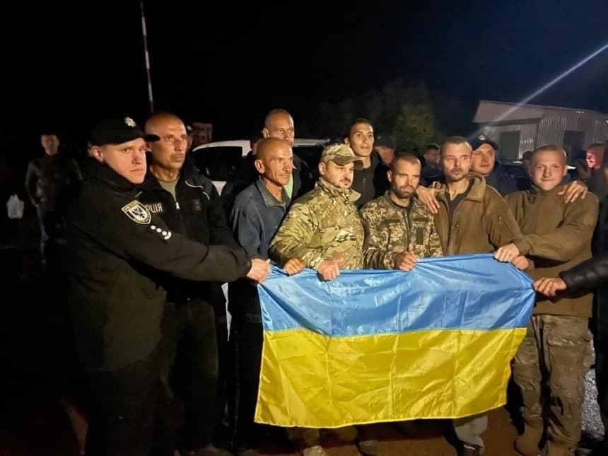 Asirlar almashuvi: Ukraina «azovchilar»ni, Rossiya Medvedchukni oldi