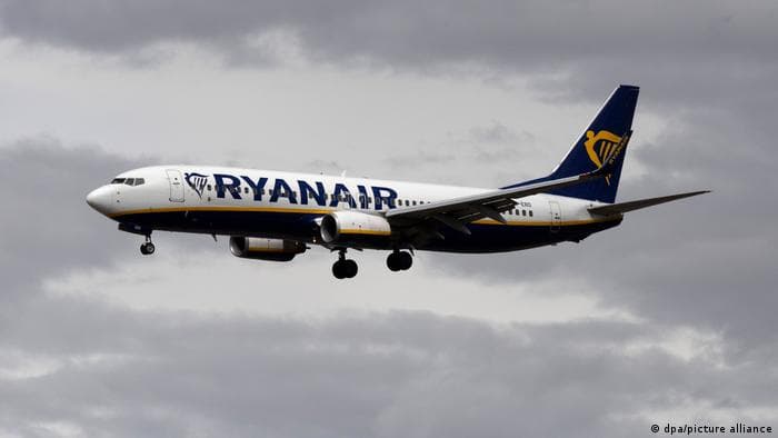 Ryanair JAR fuqarolarini parvozdan oldin afrikaans tilida imtihondan o‘tishga majburlamoqda - OAV