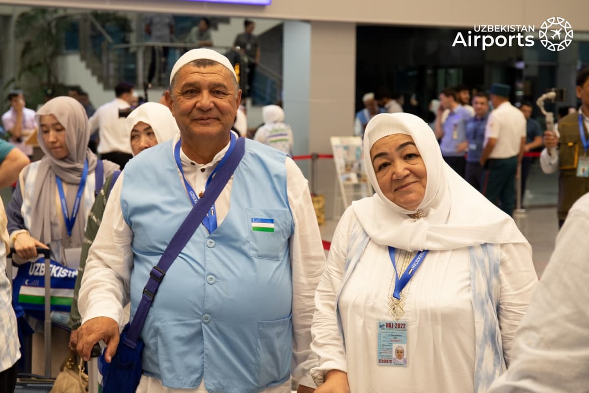 2022 yilgi Haj safarini ado etish uchun ilk ziyoratchilar Toshkentdan Madinaga yo‘l oldi