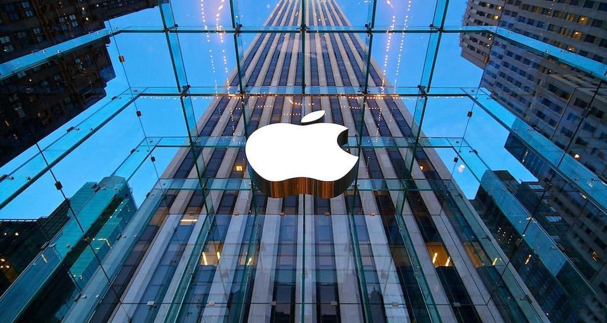 Apple dunyoning eng qimmat kompaniyalari reytingida yana yetakchi bo‘ldi