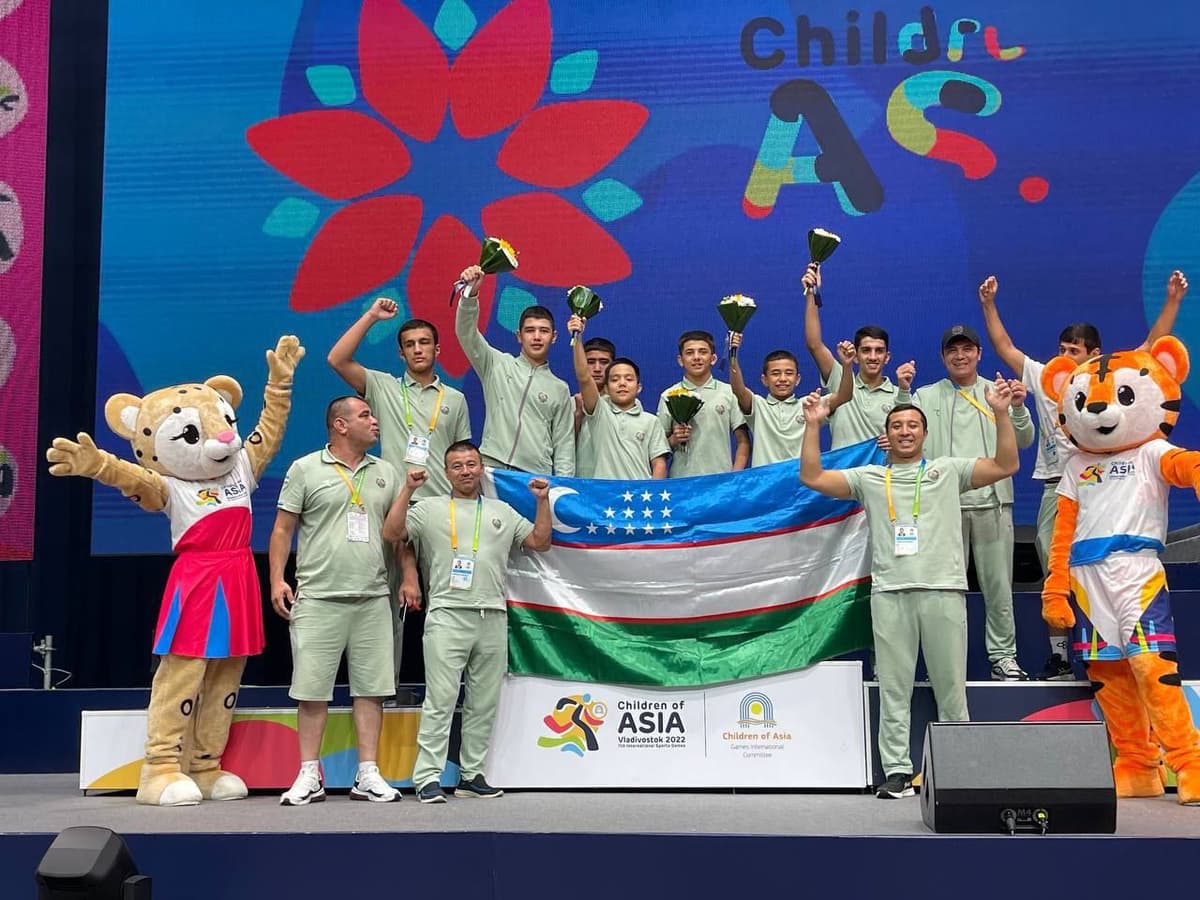 O‘zbekistonlik yosh kurashchilar Vladivostokdagi xalqaro sport o‘yinlarida 17ta medalni qo‘lga kiritishdi