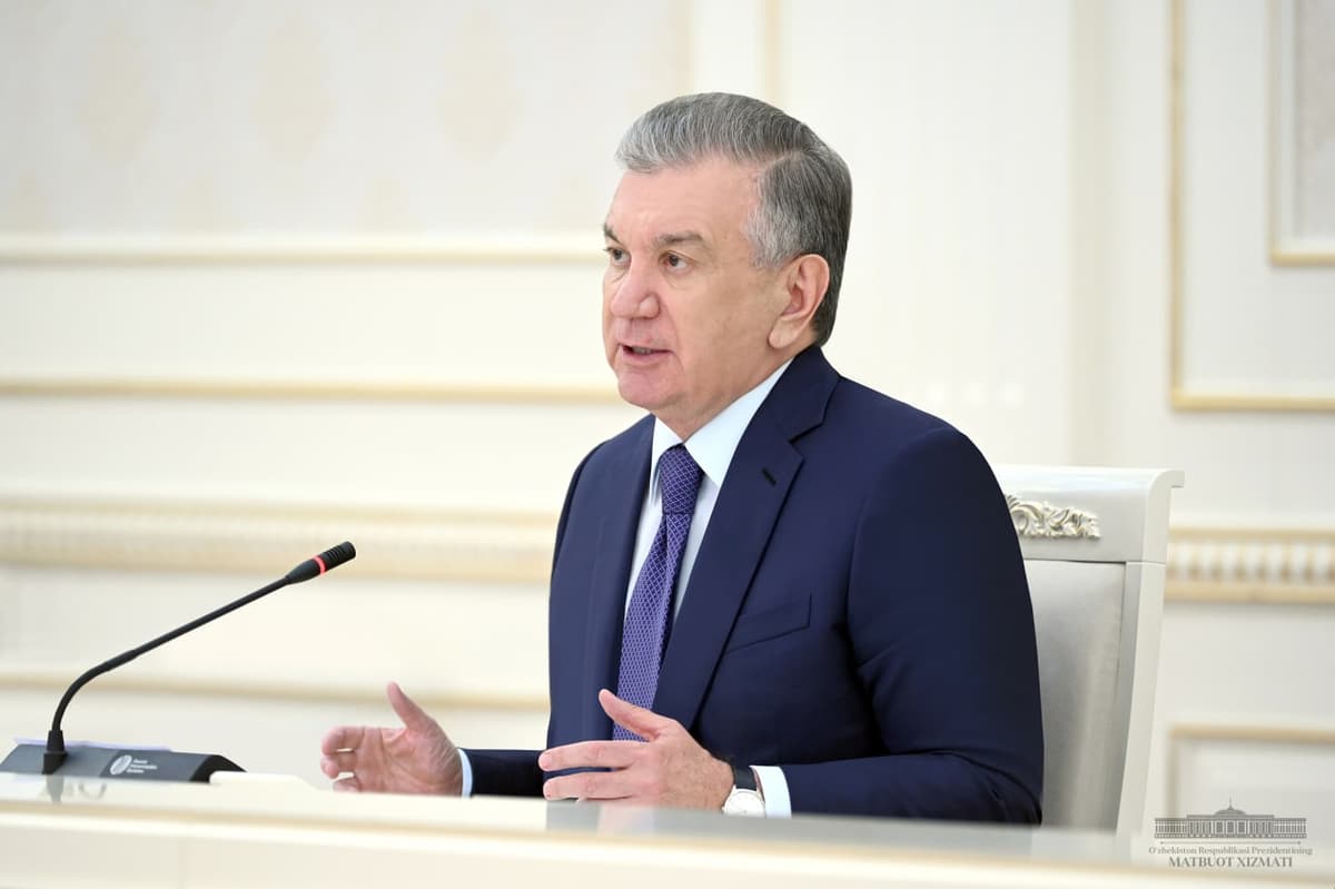 Prezident barcha hokimlarga bitiruvchilar bilan shaxsan uchrashish topshirig‘ini berdi