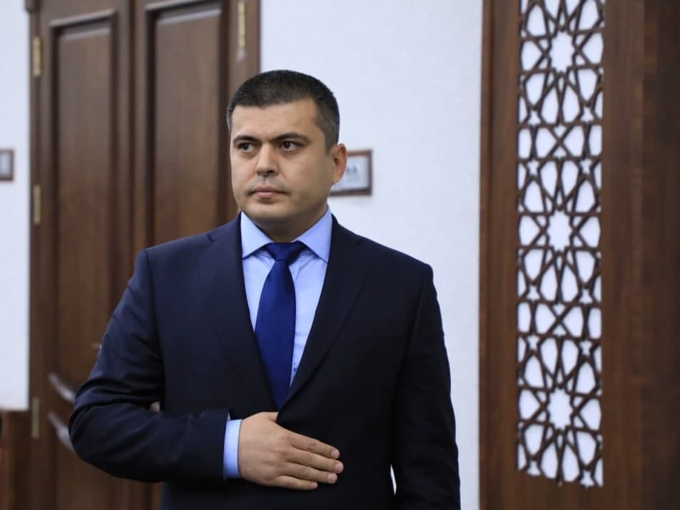 Shofirkonga yana bankir hokim bo‘ldi