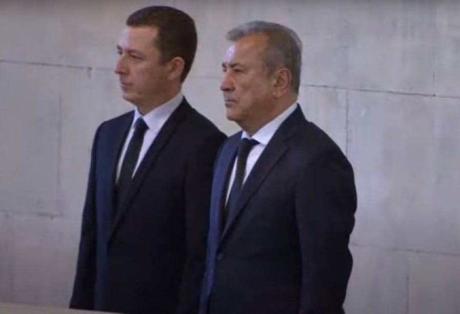 Qirolicha Yelizaveta II dafn marosimida O‘zbekiston nomidan Sodiq Safoyev qatnashdi