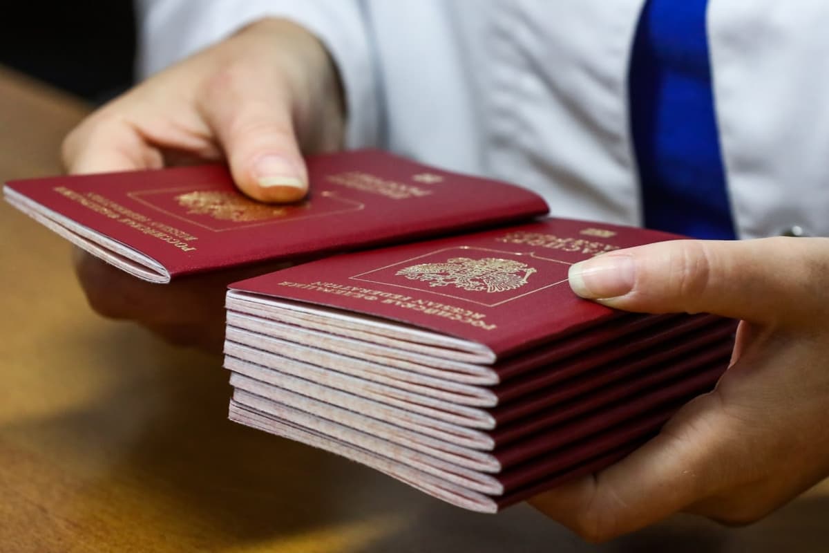 Rossiya TIV biometrik «zagranpasport»lar berishni to‘xtatdi