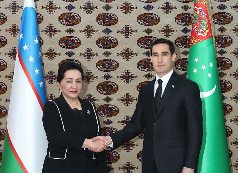 Tanzila Norboyeva ota-bola Berdimuhammedovlar bilan uchrashdi