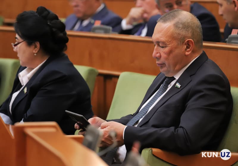 Jizzax viloyati hokimi Qishloq xo‘jaligi xodimlari kunini nishonlashga qariyb 2 mlrd so‘m ajratdi