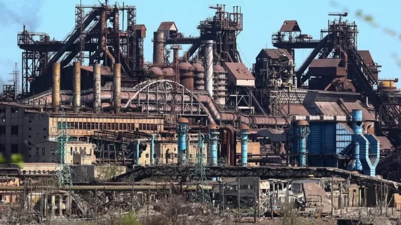 Mariupol hukumati Rossiyani «Azovstal»ga qarshi fosforli o‘q-dorilar qo‘llashda aybladi (video)