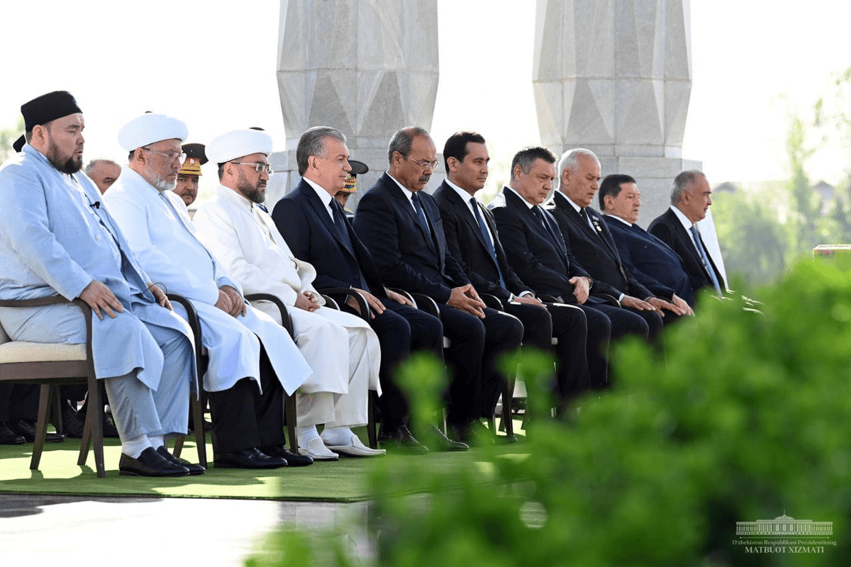 «Muvozanatli nutqqa – mutlaqo noadekvat munosabat» – Safoyev Mirziyoyev nutqiga «munosabat» bildirgan rus nashrlari haqida