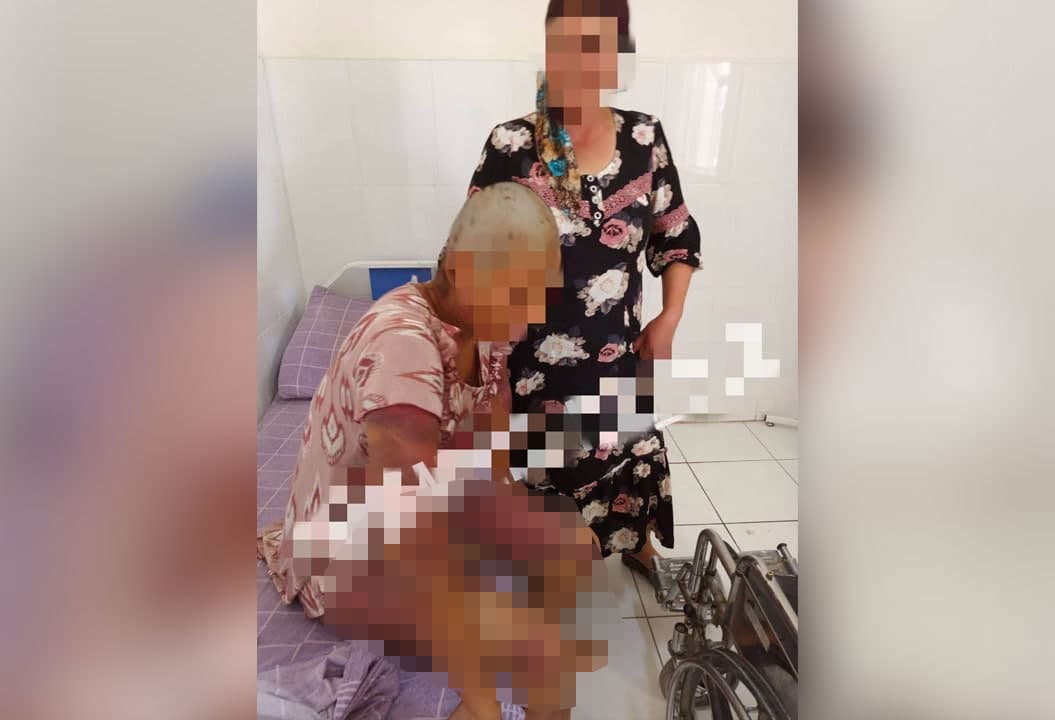 Qashqadaryoda qamchilangan ayolni eri emas, u bilan ishqiy munosabatda bo‘lib kelayotgan yigitning yaqinlari do‘pposlagani ma’lum bo‘ldi