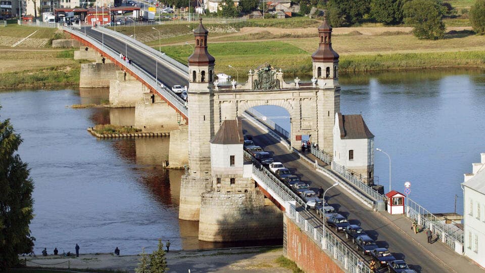 Yevrokomissiya Kaliningradga yuk olib o‘tishga ruxsat berishi mumkin