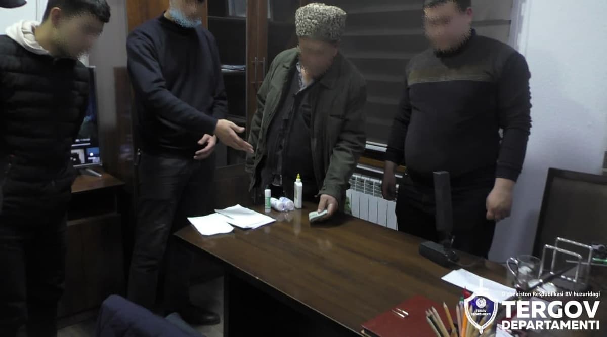 Samarqandda tadbirkordan pul talab qilgan tovlamachilar ushlandi