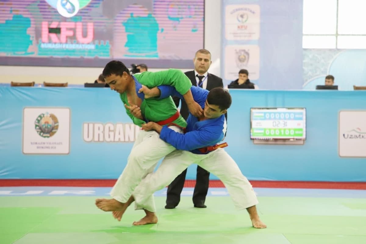 Urganchda kurash bo‘yicha Pahlavon Mahmud xotirasiga bag‘ishlangan musobaqa yakunlandi