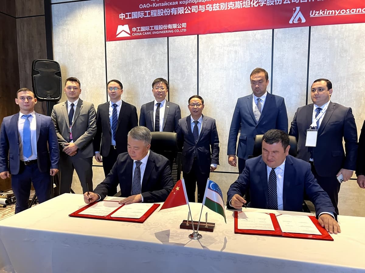 ShHT sammiti doirasida “O‘zkimyosanoat” AJ va “China Camc Engineering Co., LTD” kompaniyasi o‘rtasida bitim imzolandi